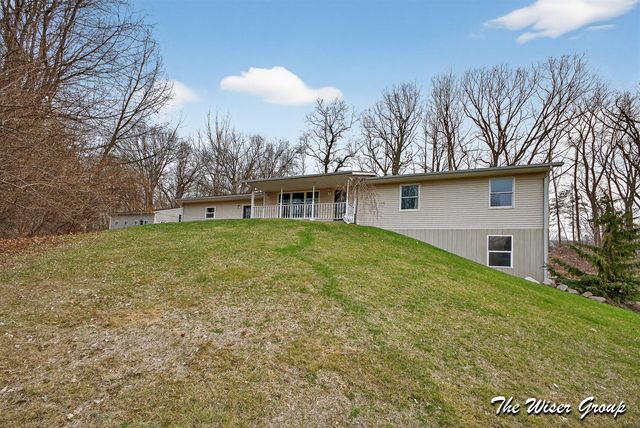 2713 Hillcrest Drive, Ionia, MI 48846