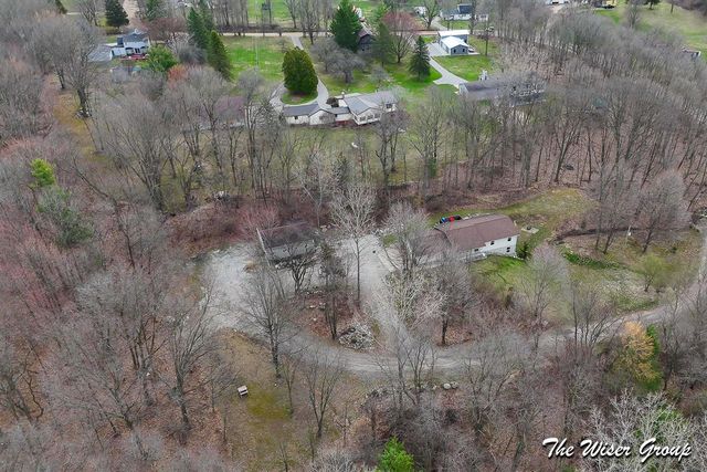 2713 Hillcrest Drive, Ionia, MI 48846