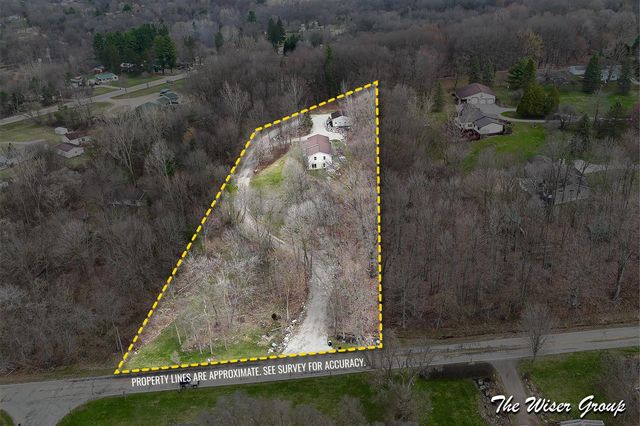 2713 Hillcrest Drive, Ionia, MI 48846