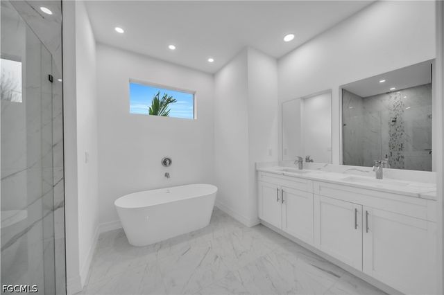 6 SW 37th AVE, Cape Coral, FL 33991