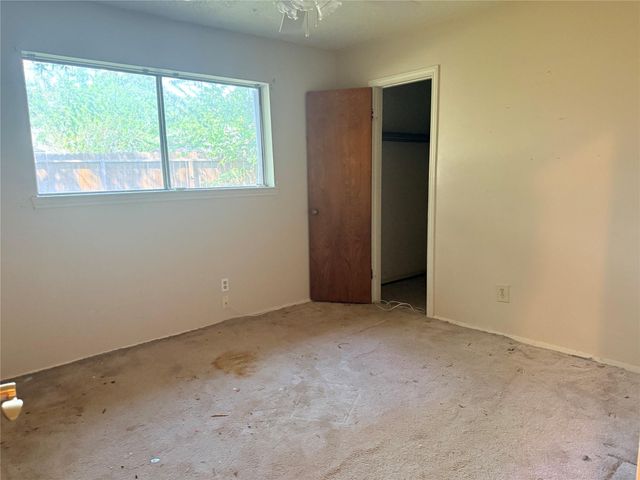 1538 Briarbank Drive, Sugar Land, TX 77498