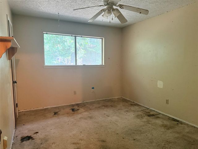 1538 Briarbank Drive, Sugar Land, TX 77498