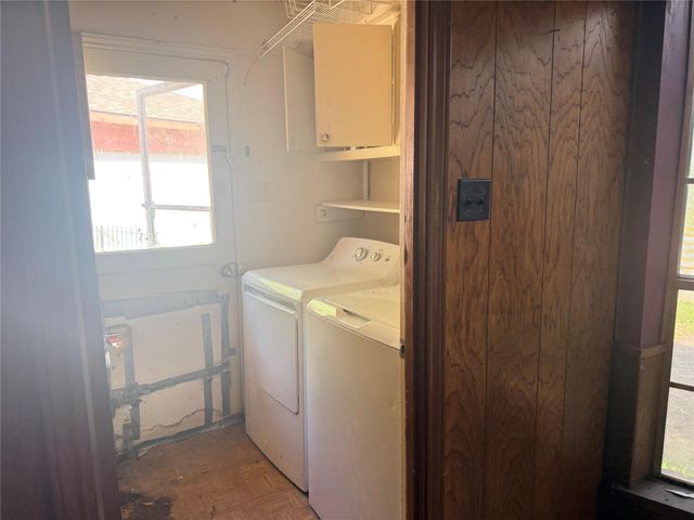 1538 Briarbank Drive, Sugar Land, TX 77498