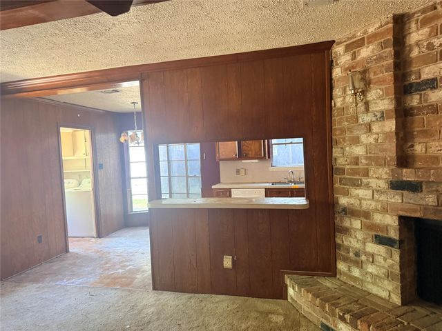 1538 Briarbank Drive, Sugar Land, TX 77498