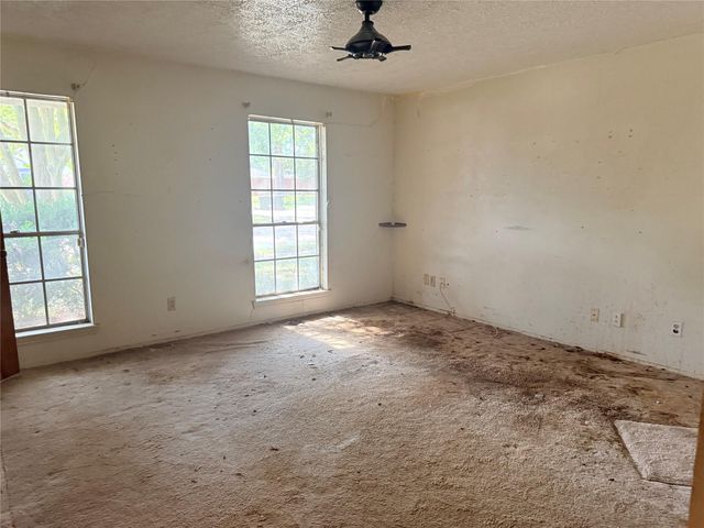 1538 Briarbank Drive, Sugar Land, TX 77498