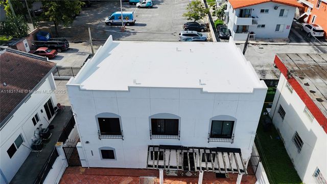 1236 SW 4th St, Miami, FL 33135