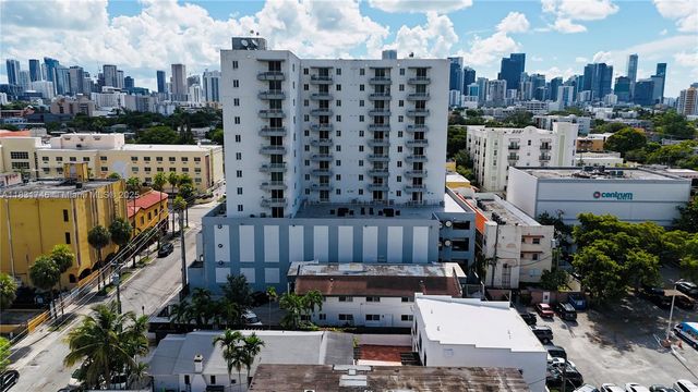 1236 SW 4th St, Miami, FL 33135