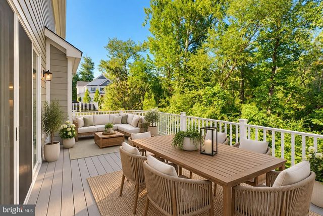 5899 ETHANS WAY, Burke, VA 22015