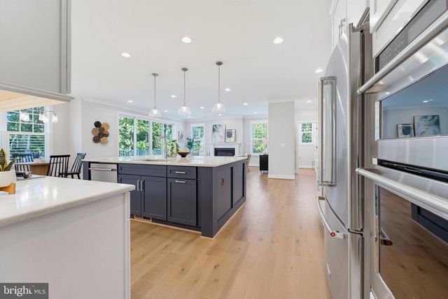5899 ETHANS WAY, Burke, VA 22015