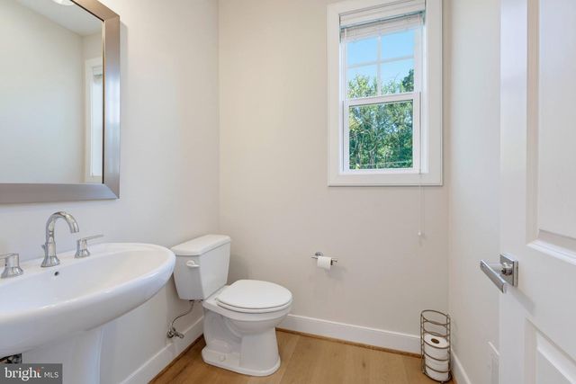 5899 ETHANS WAY, Burke, VA 22015