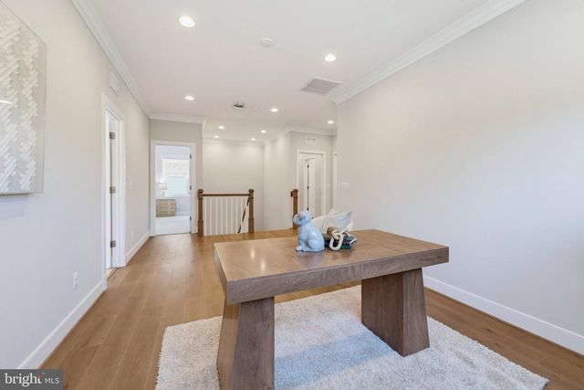 5899 ETHANS WAY, Burke, VA 22015