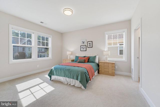 5899 ETHANS WAY, Burke, VA 22015