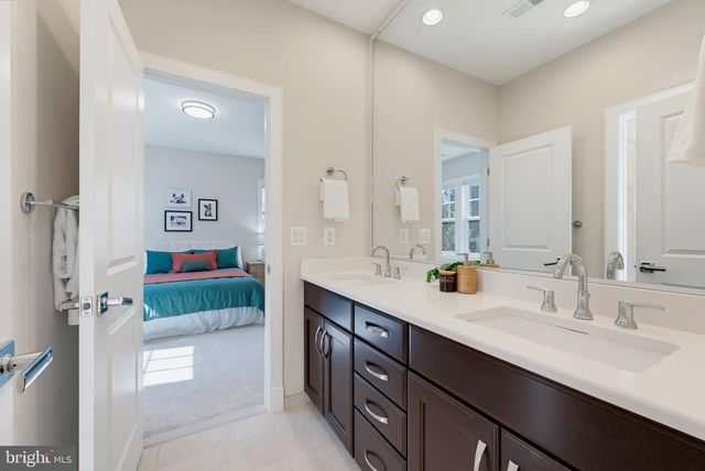 5899 ETHANS WAY, Burke, VA 22015