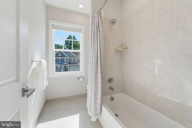 5899 ETHANS WAY, Burke, VA 22015