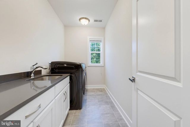 5899 ETHANS WAY, Burke, VA 22015
