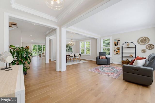 5899 ETHANS WAY, Burke, VA 22015