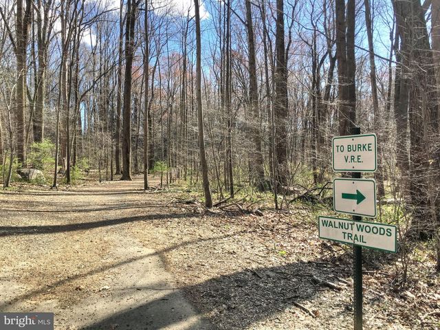 5899 ETHANS WAY, Burke, VA 22015