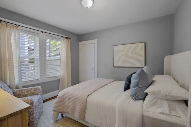 88-90 Auburn St 90, Newton, MA 02466