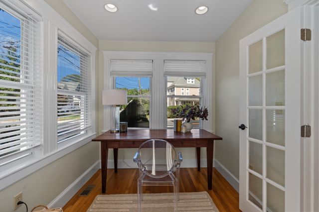 88-90 Auburn St 90, Newton, MA 02466