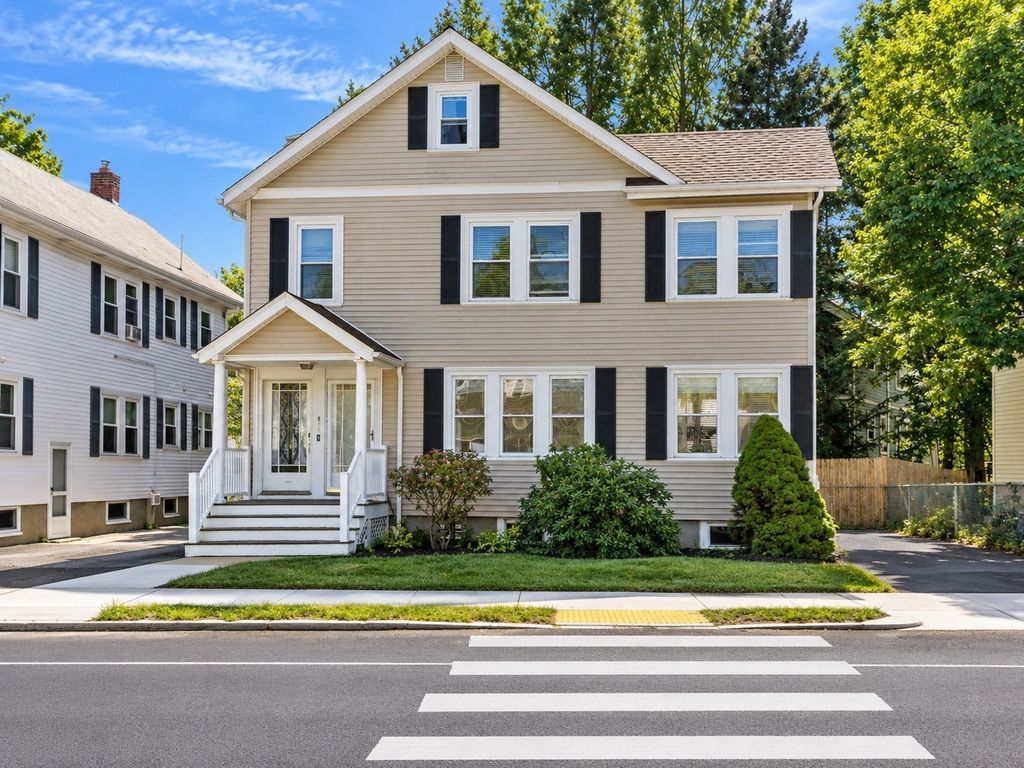 88-90 Auburn St 90, Newton, MA 02466