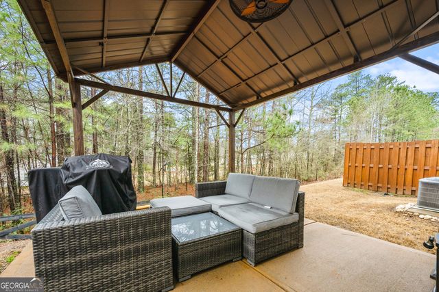 120 Woodhouse Circle, Acworth, GA 30102