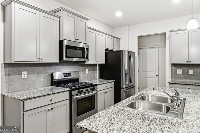 120 Woodhouse Circle, Acworth, GA 30102