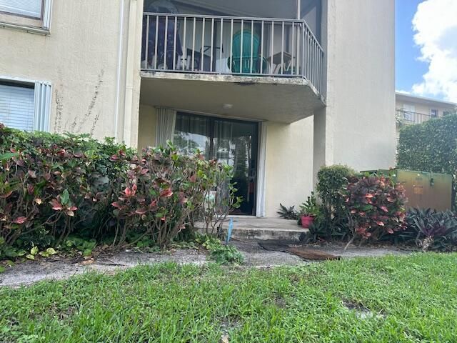 890 N Federal Highway 101, Lantana, FL 33462