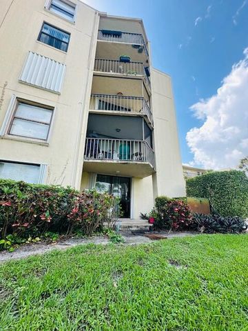 890 N Federal Highway 101, Lantana, FL 33462