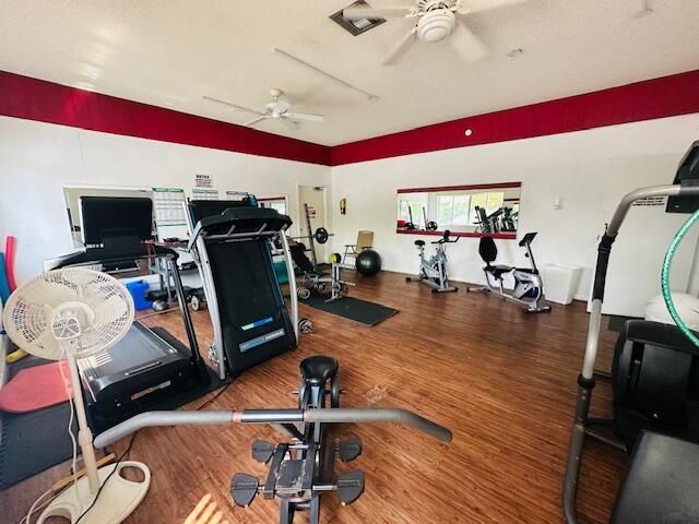 890 N Federal Highway 101, Lantana, FL 33462