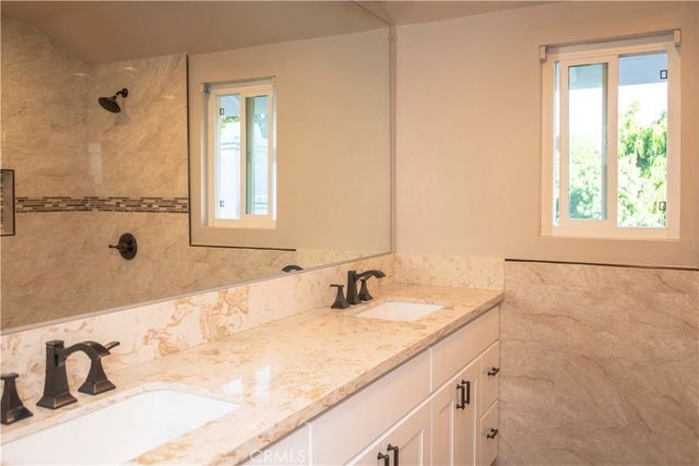 2822 Jason Court, Thousand Oaks, CA 91362