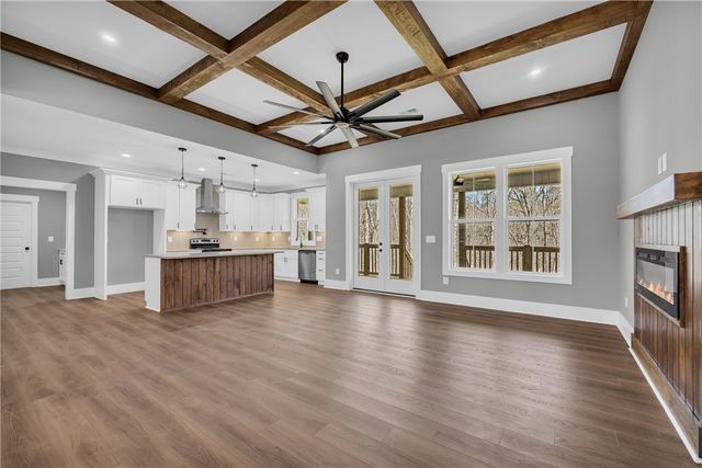 1201 Stillwater Drive, Seneca, SC 29672