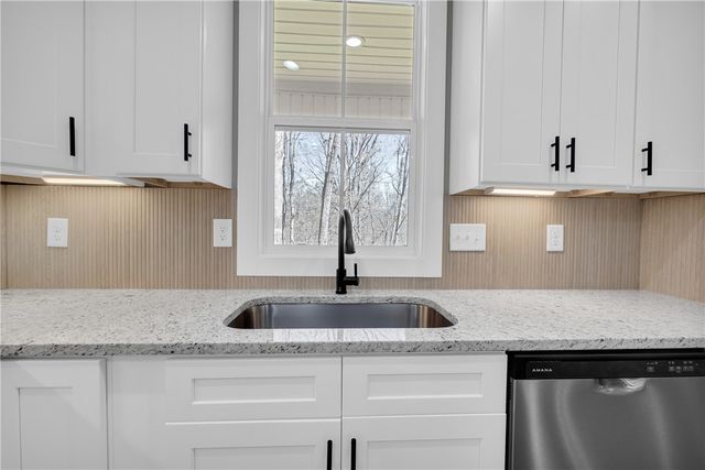 1201 Stillwater Drive, Seneca, SC 29672