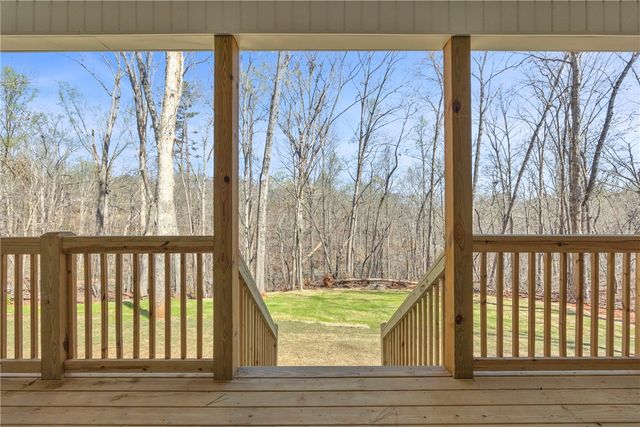 1201 Stillwater Drive, Seneca, SC 29672