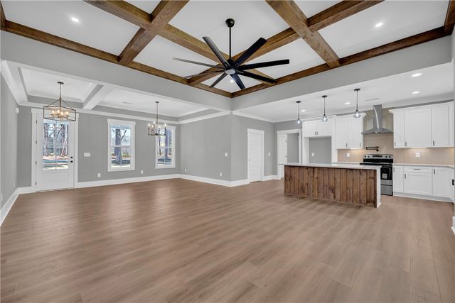 1201 Stillwater Drive, Seneca, SC 29672