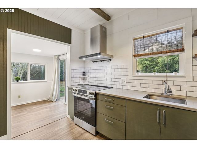 1248 N WATTS St, Portland, OR 97217