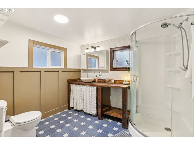 1248 N WATTS St, Portland, OR 97217