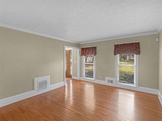 8601 N Shore Drive N, Jonesboro, GA 30236