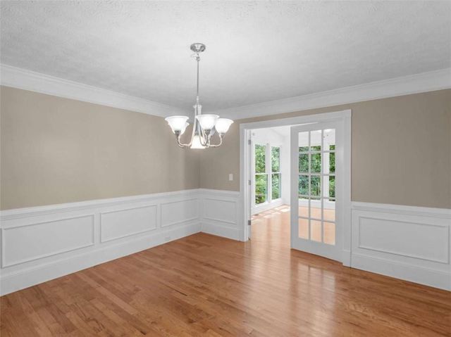 8601 N Shore Drive N, Jonesboro, GA 30236
