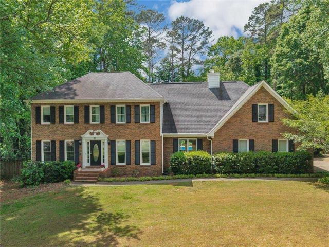 8601 N Shore Drive N, Jonesboro, GA 30236