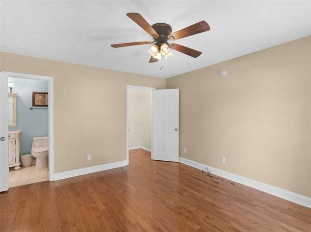8601 N Shore Drive N, Jonesboro, GA 30236
