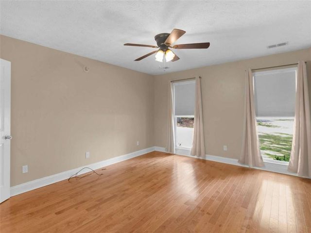 8601 N Shore Drive N, Jonesboro, GA 30236