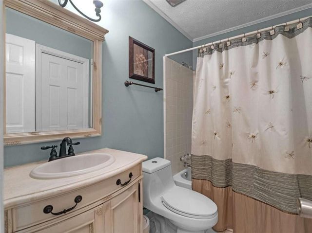 8601 N Shore Drive N, Jonesboro, GA 30236