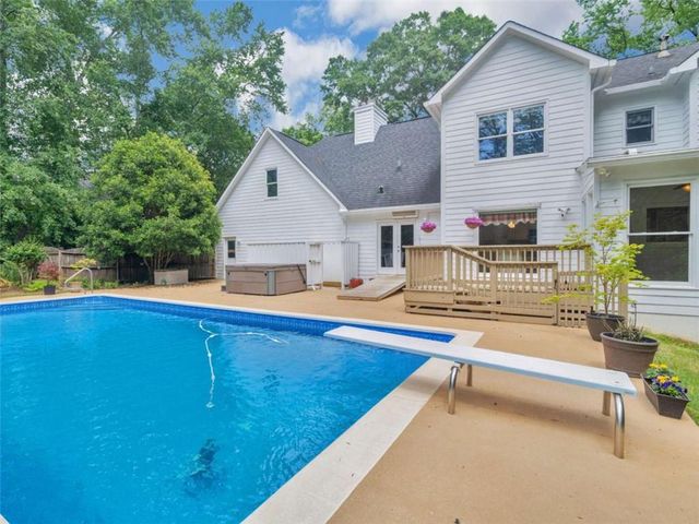 8601 N Shore Drive N, Jonesboro, GA 30236