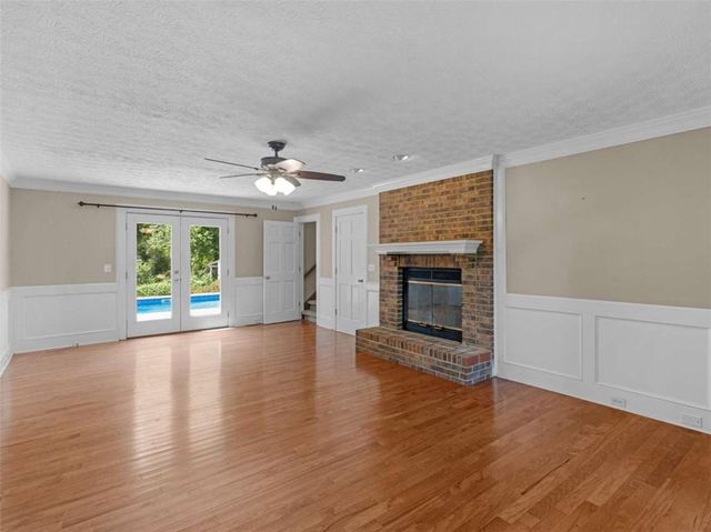 8601 N Shore Drive N, Jonesboro, GA 30236