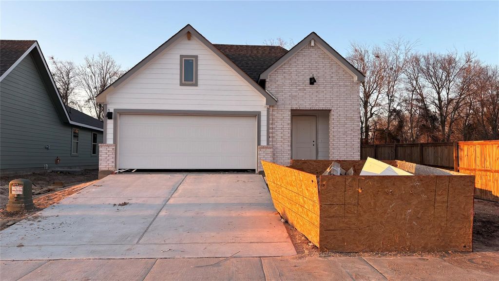 2313 White Wing, Navasota, TX 77845