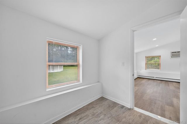 85 Holloran Road, New Windsor, NY 12553