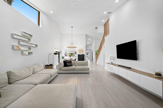 22627 Meridiana Drive, Boca Raton, FL 33433