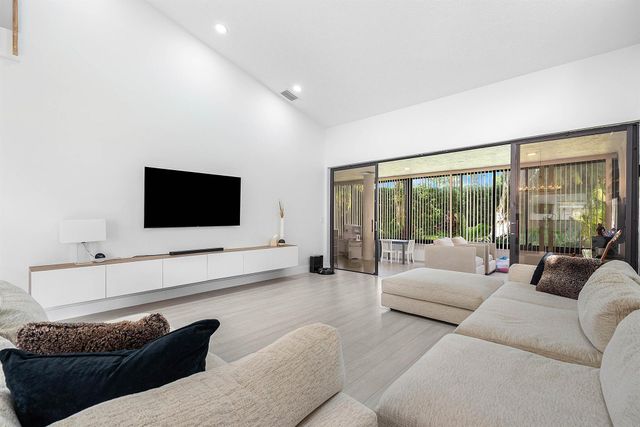 22627 Meridiana Drive, Boca Raton, FL 33433