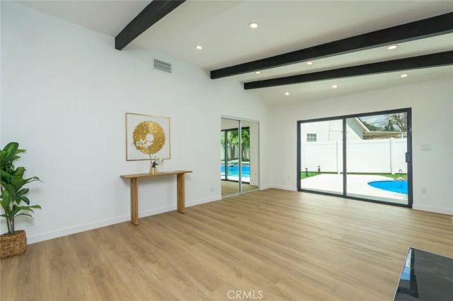 19806 Needles, Chatsworth, CA 91311