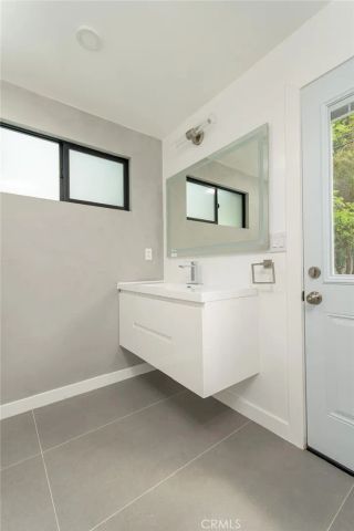 19806 Needles, Chatsworth, CA 91311